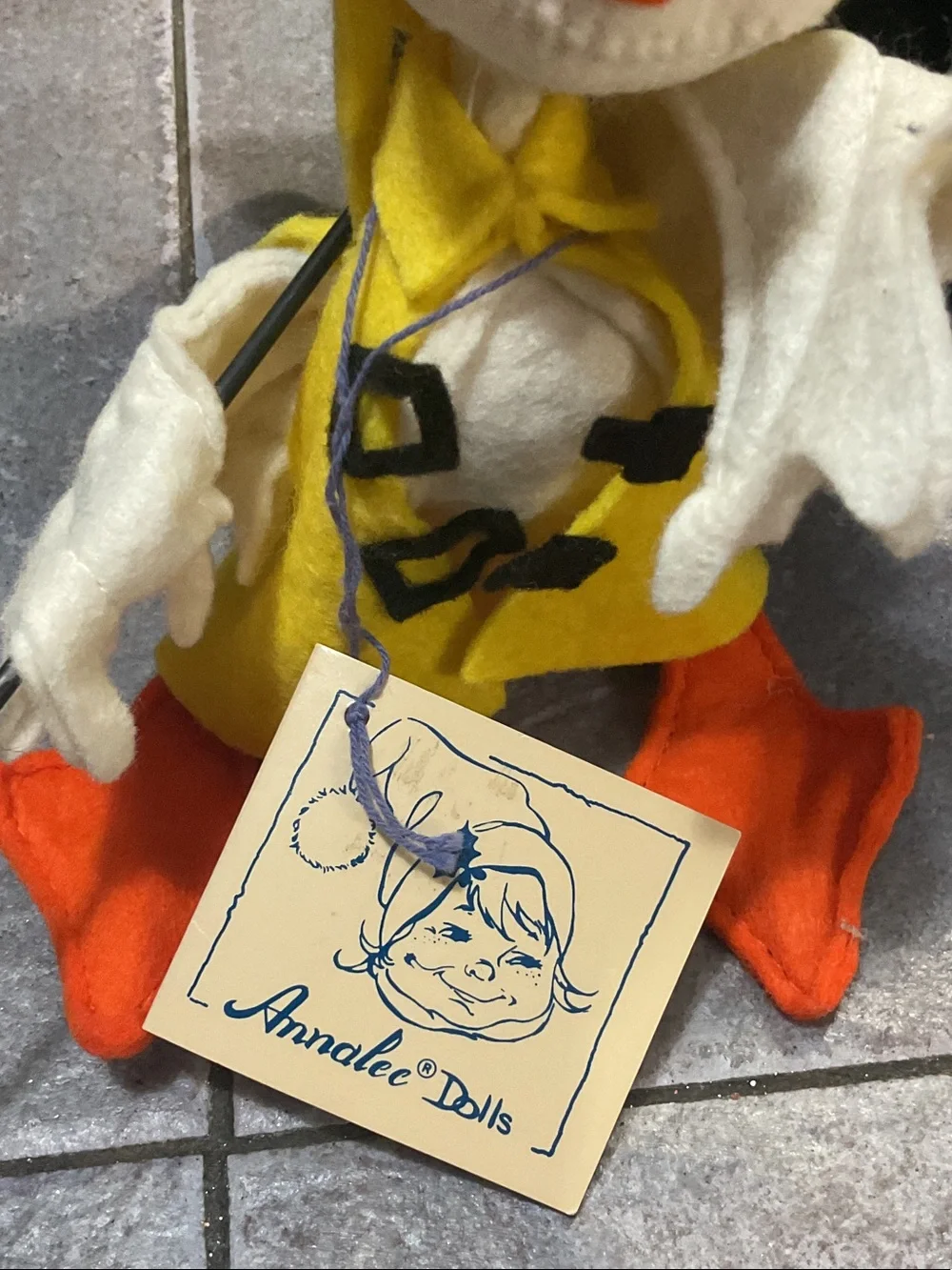 Annalee Yellow Duckling with Black Umbrella and Orange Feet